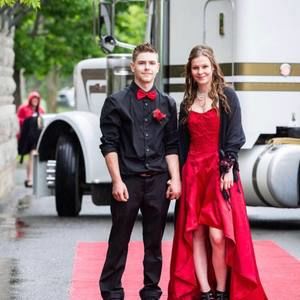 Meet your Posher, Annie